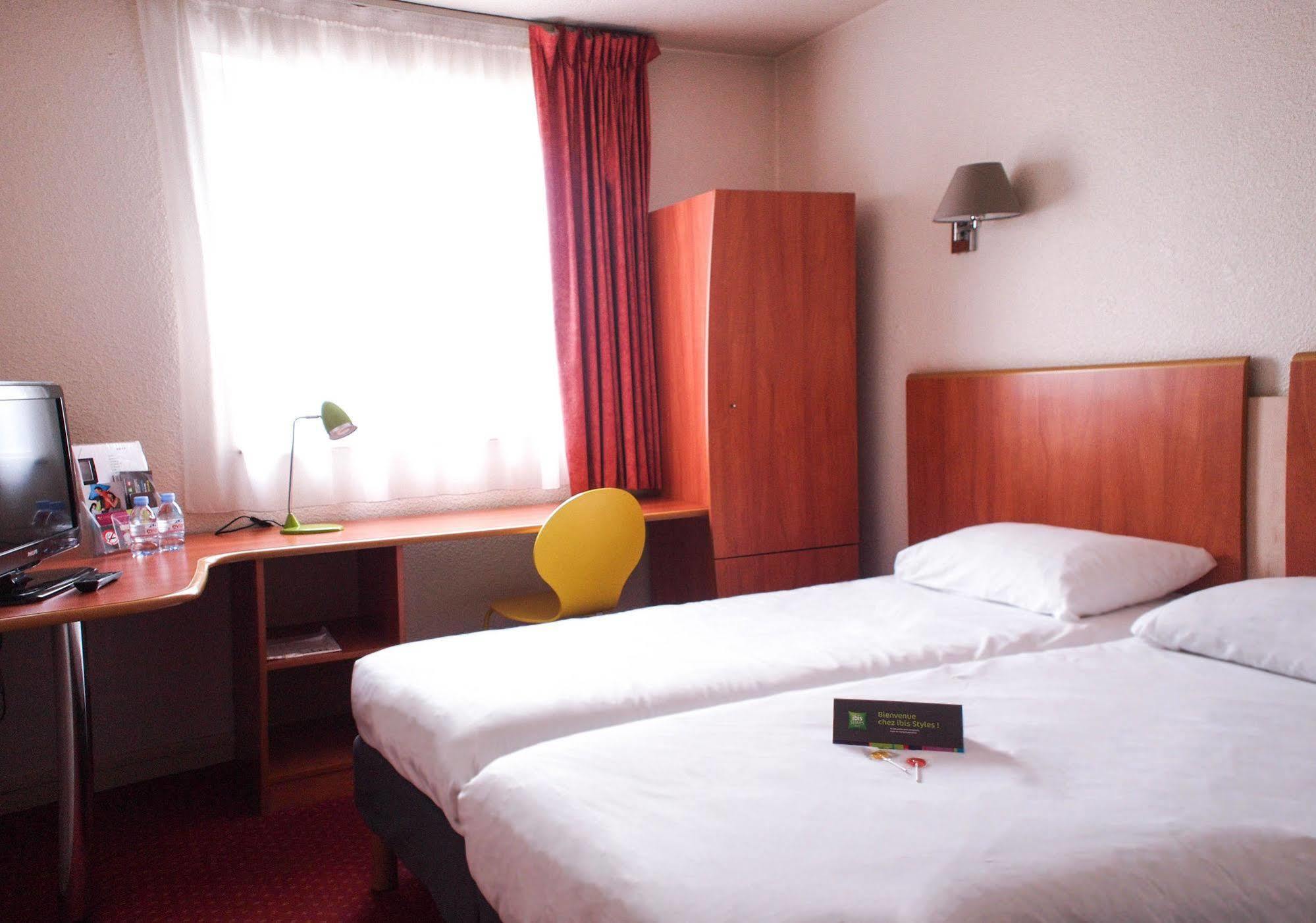 Ibis Styles Le Mans Gare Sud Hotel Eksteriør billede